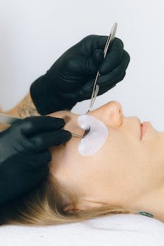 Quelle méthode utiliser pour le maquillage permanent des sourcils ?
